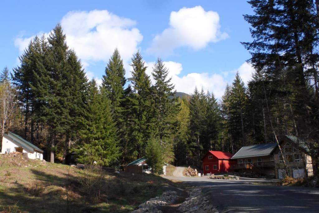 Mountainside Chalet - Tiny Home แพ็ควูด ภายนอก รูปภาพ