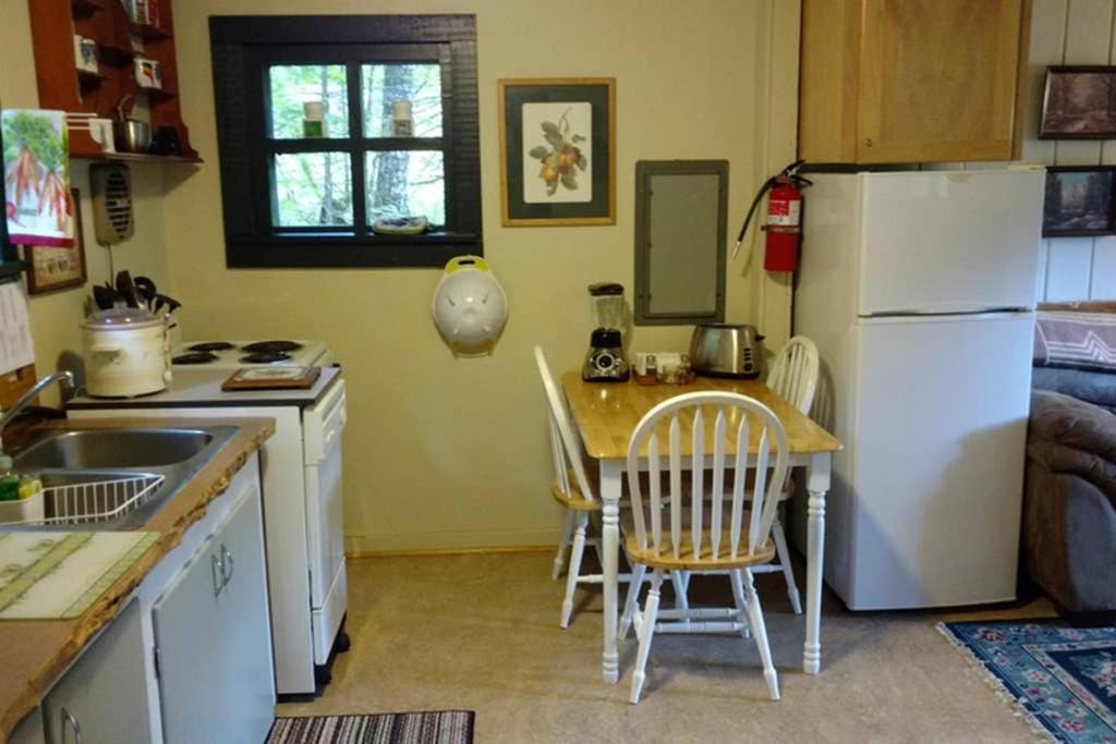 Mountainside Chalet - Tiny Home แพ็ควูด ภายนอก รูปภาพ