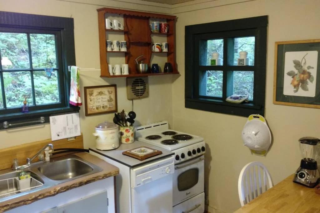 Mountainside Chalet - Tiny Home แพ็ควูด ภายนอก รูปภาพ