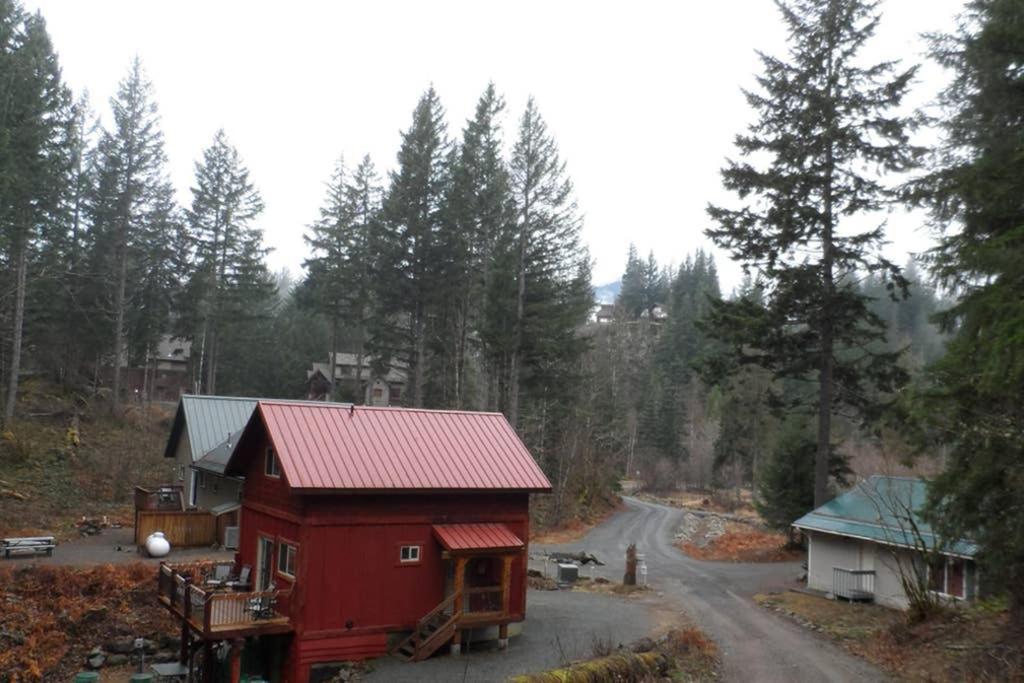 Mountainside Chalet - Tiny Home แพ็ควูด ภายนอก รูปภาพ
